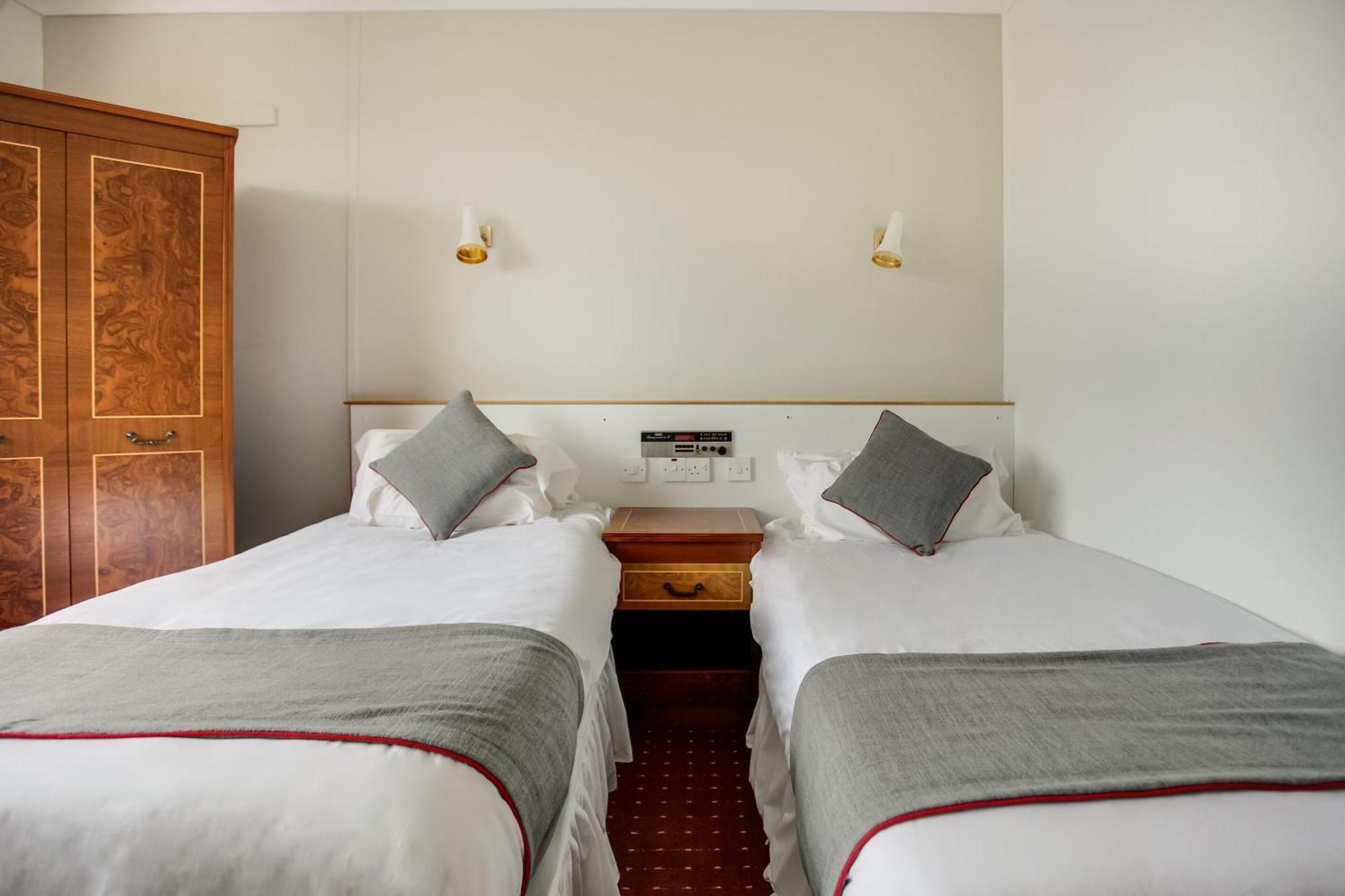 Oyo Glenpark Hotel, Ayr Central Zewnętrze zdjęcie