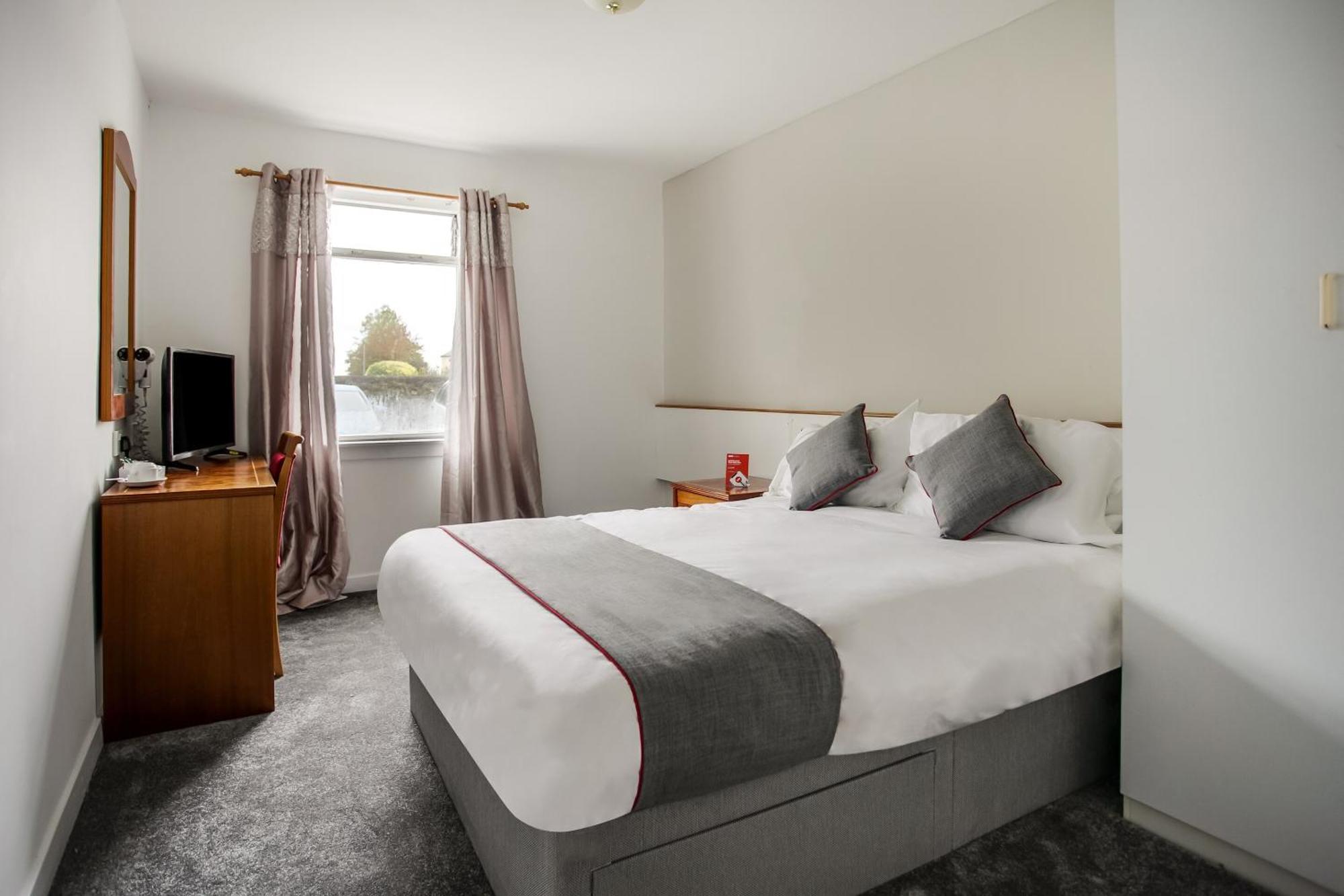 Oyo Glenpark Hotel, Ayr Central Zewnętrze zdjęcie
