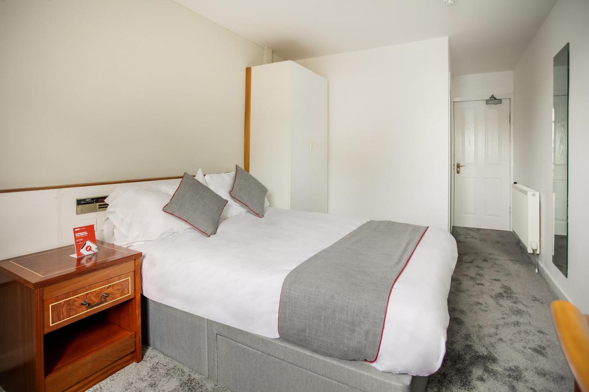 Oyo Glenpark Hotel, Ayr Central Zewnętrze zdjęcie