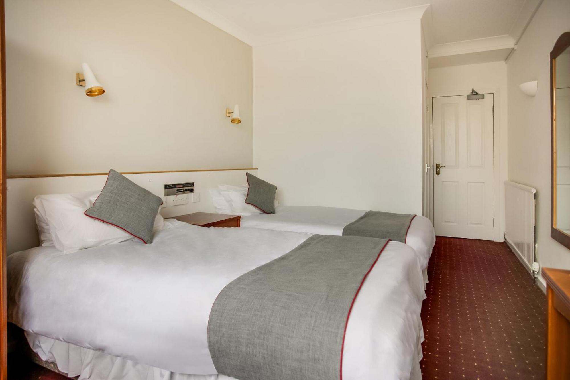 Oyo Glenpark Hotel, Ayr Central Zewnętrze zdjęcie